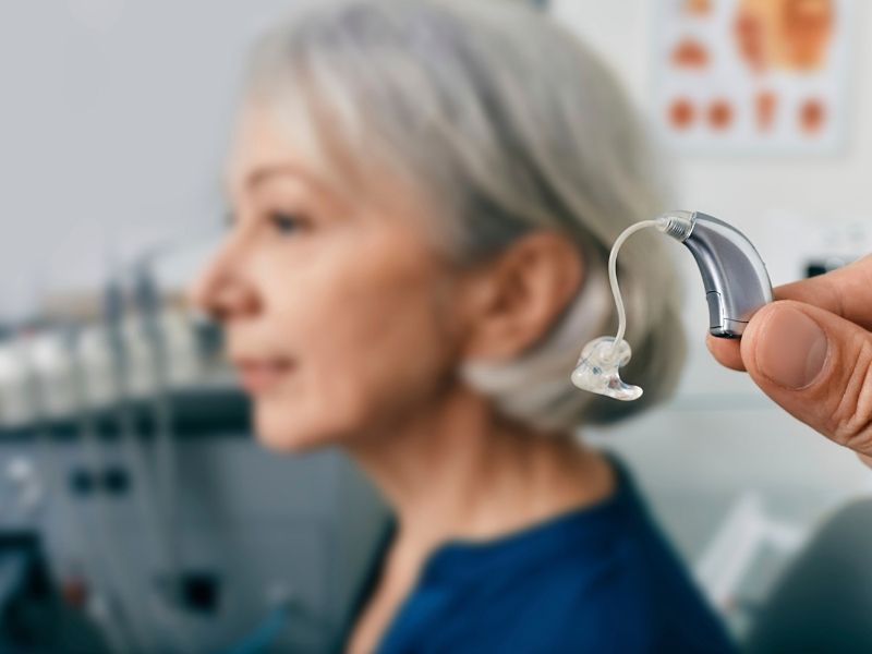 yasa-bagli-isitme-kaybi-kac-yasinda-baslar